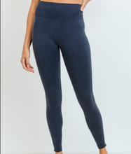 Load image into Gallery viewer, ABSOLUTE SEAMLESS LEGGINGS